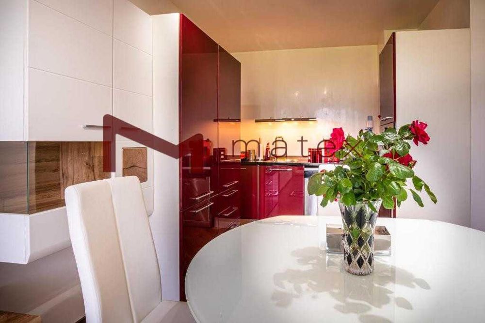 Тристаен апартамент Чайка с Гараж-Кателиев