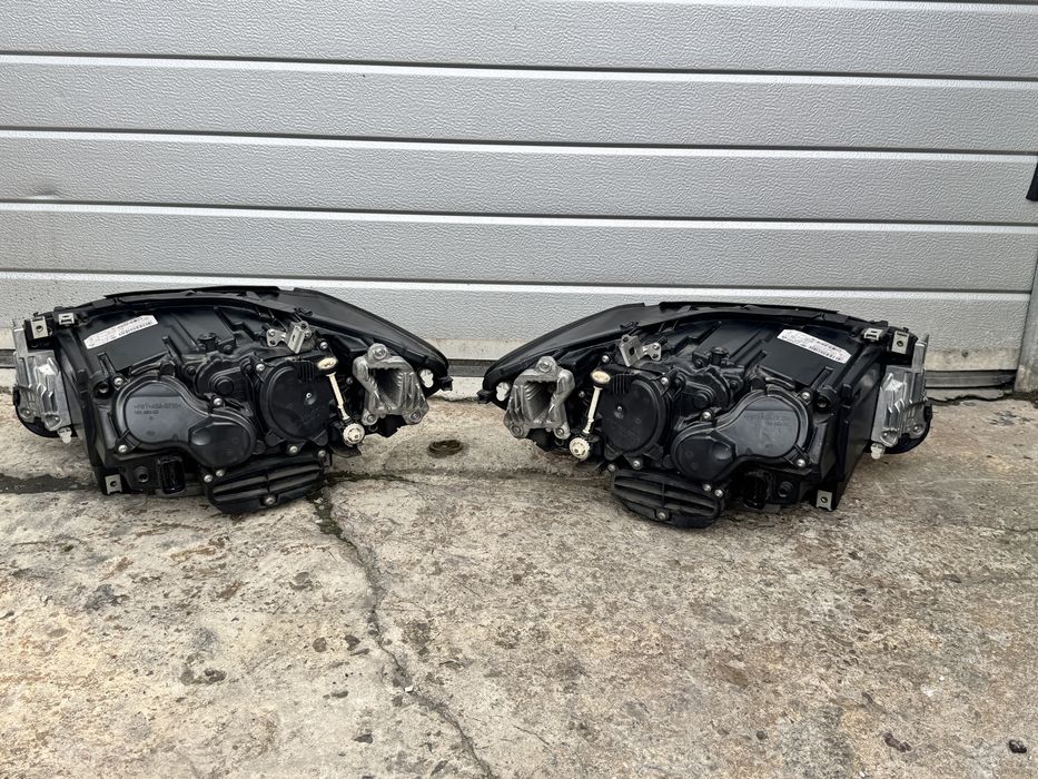 Set Faruri Bmw f10 f11 adaptive led originale complete !!!