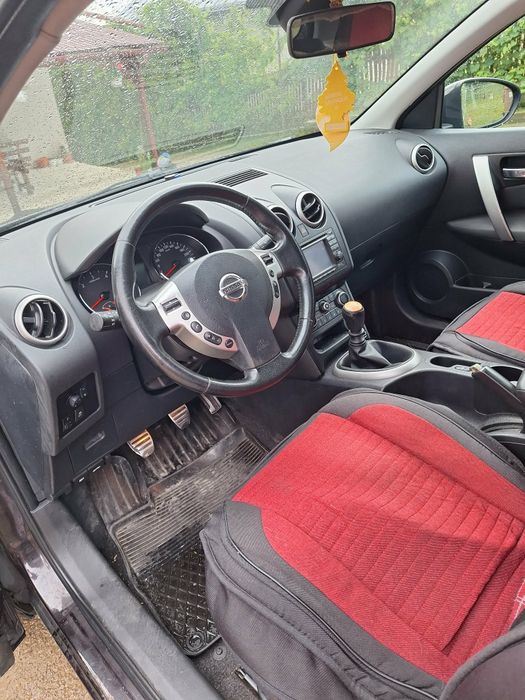 Vând  Nissan Qashqai  j10
