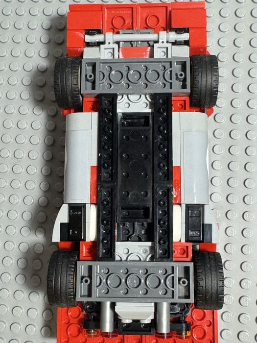 LEGO Speed Champions 76906 ferrari