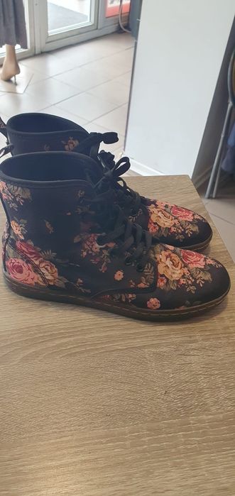 Ghete sport femei Dr Martens