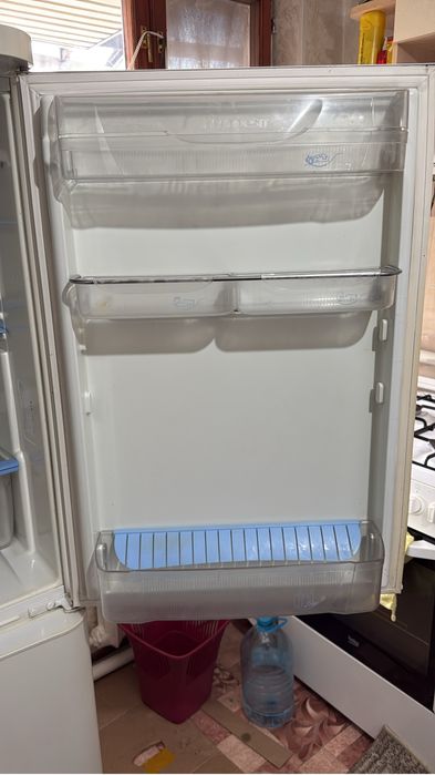 Продам холодильник рабочем состаянии