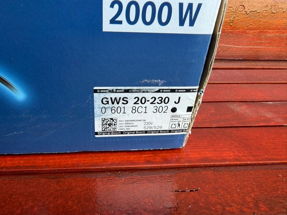Bosch polizor de 2000 w