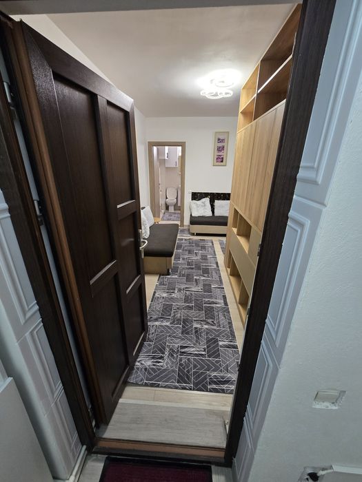 Garsoniera / studio de inchiriat în casa/vila zona case Banat