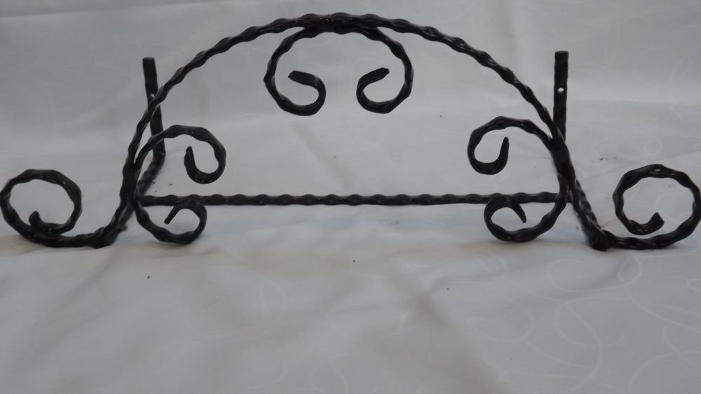 Suport jardiniera , terasa , bar , balustrada , alee,fier forjat plin