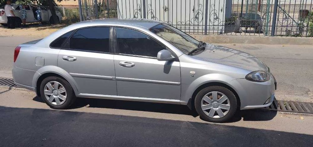 Chevrolet gentra 2015