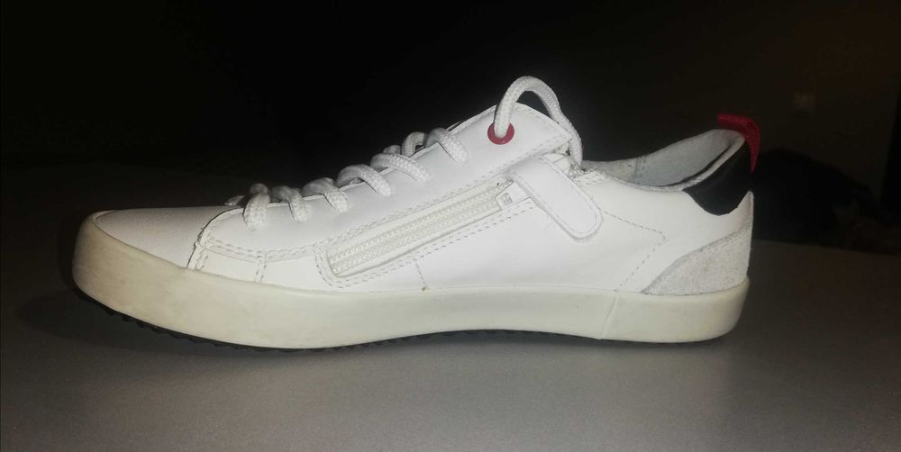 Оригинални кецове " Geox"-/испански/ Унисекс. Номер: 36.