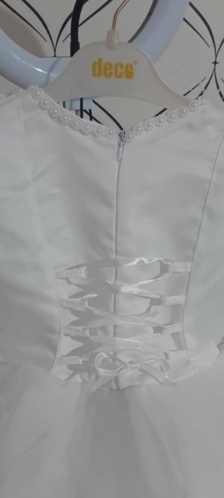 Ақ көйлек сатылады, белое платье.