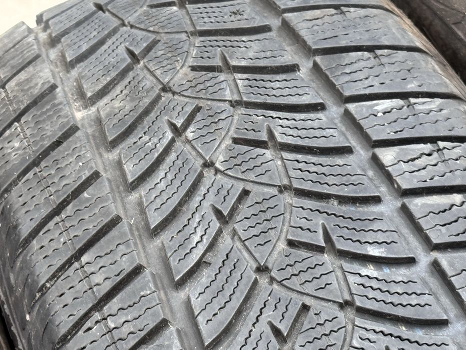 225/60/R17 Goodiyear UltraGrip 4x4 4бр зимни dot1318 6-7мм