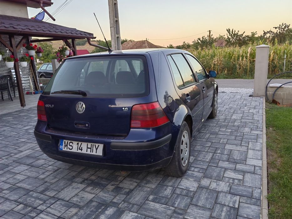 Volkswagen golf 4