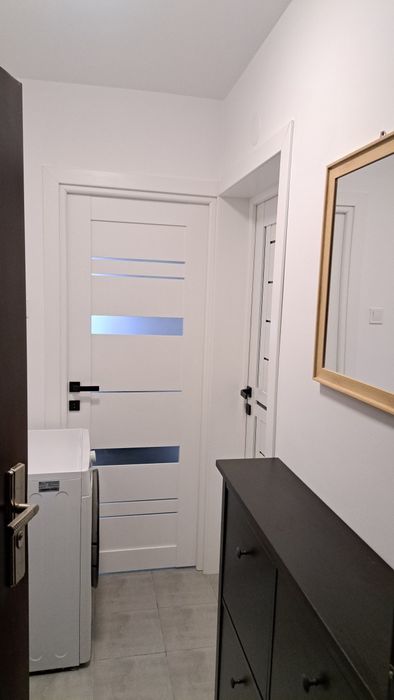 Inchiriez garsoniera