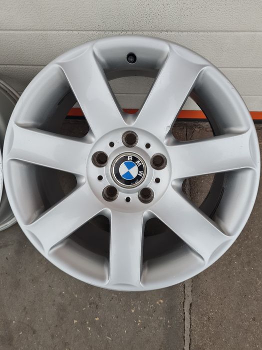 Оригинални джанти за BMW R17 5x120 ET47 8J