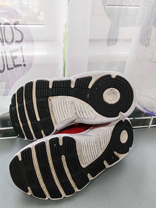 Детски маратонки Under Armour 28