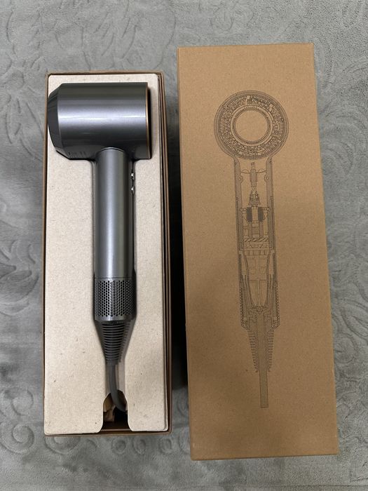 Vand uscator de par dyson HD07