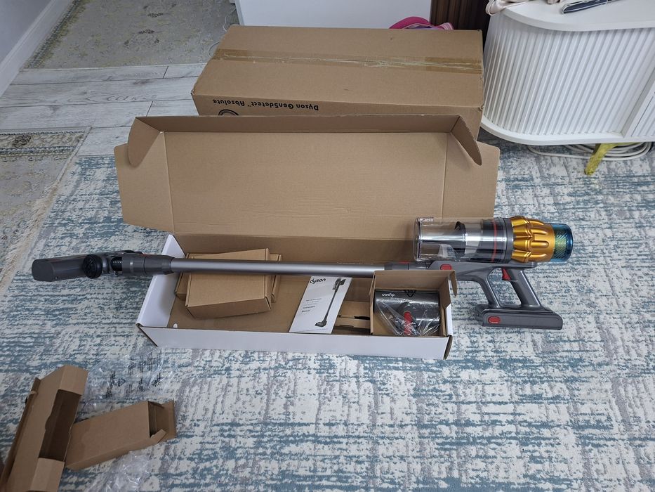 Продам пелесос Дайсон