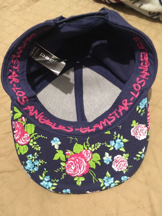 Sapca Page noua cu motive florale