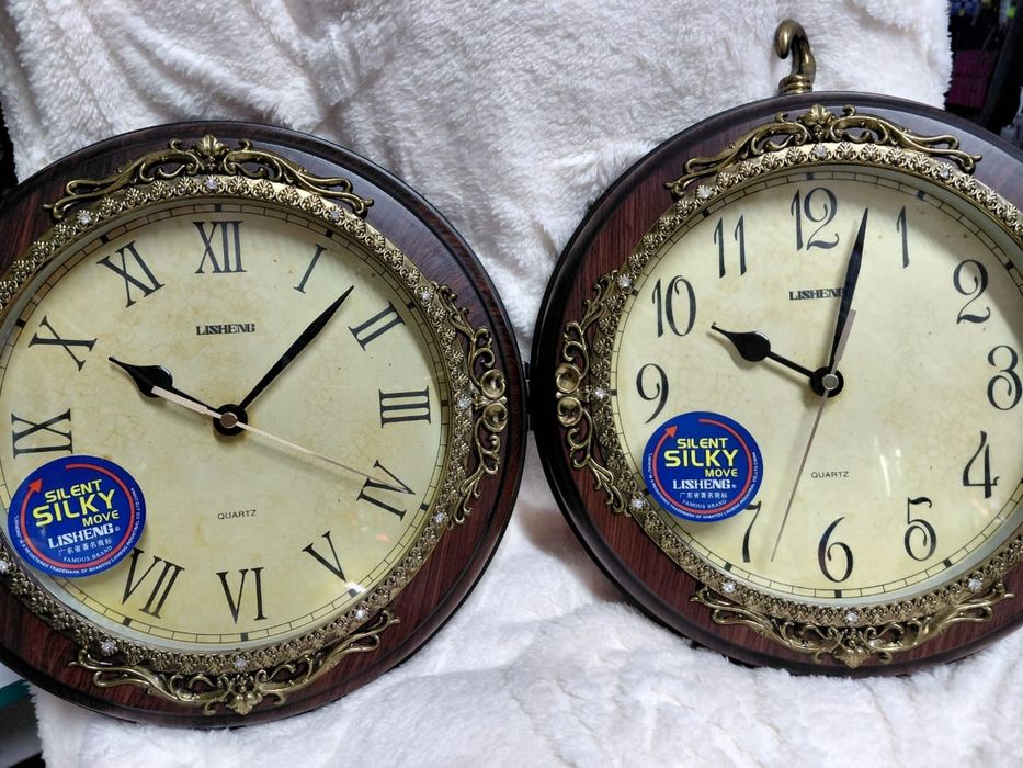 продам настенные часы