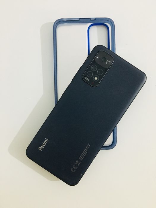 Xiaomi Redmi Note 11  128Гб + iPhone 5S