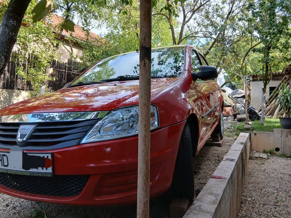 DACIA Logan