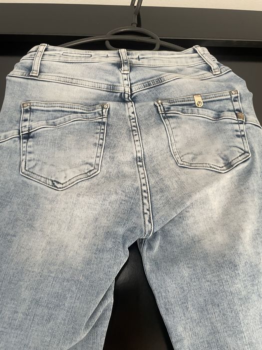 D & She дънки с камъни