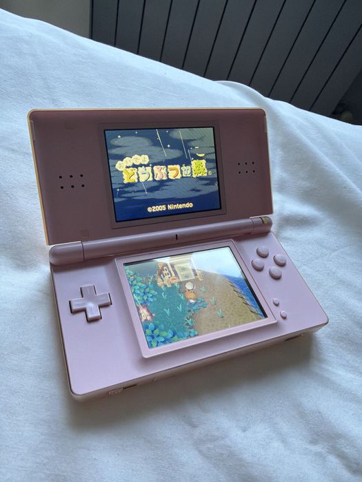 Nintendo DS Lite