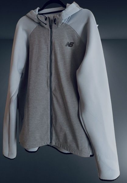 Jachetă  New Balance cu tehnologiat Heat