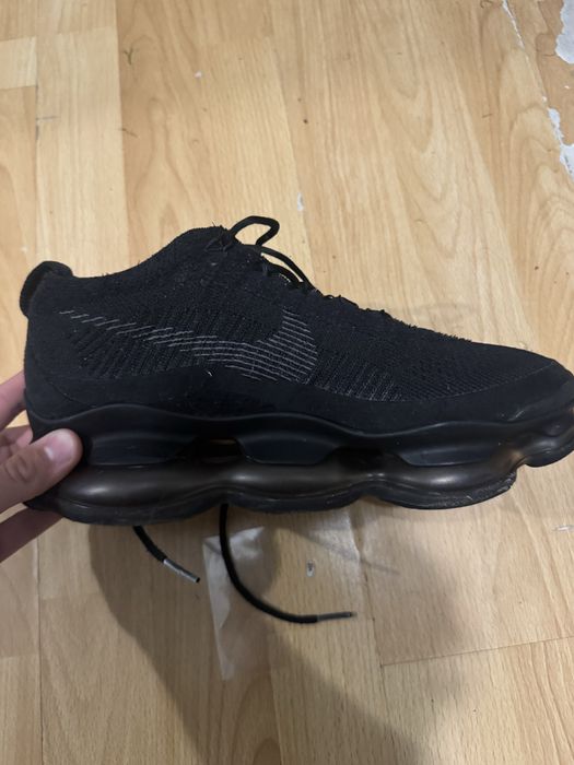 Scorpion air max flyknit black