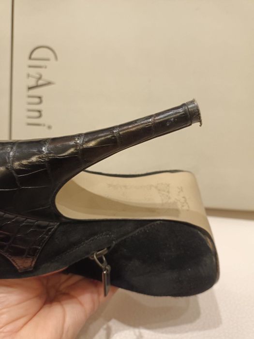 Зимни, велурени ботуши на висок ток Gianni