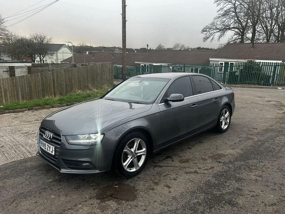 Audi A4        2015