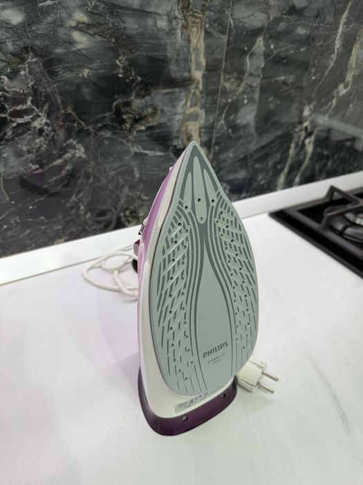 Fier de calcat Philips