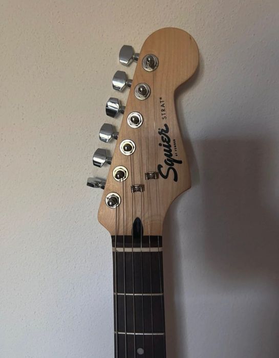 Chitară electrică Fender nefolosită