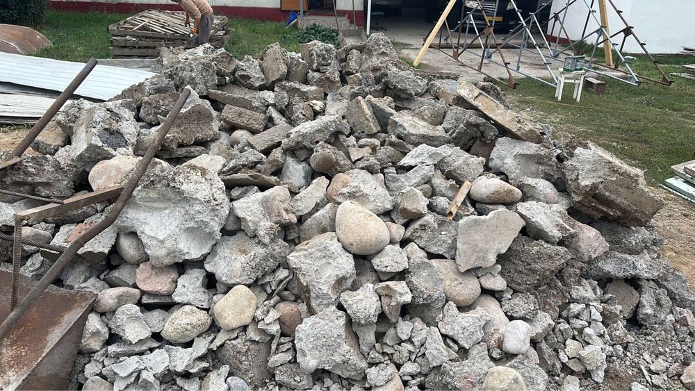 камень и бетон