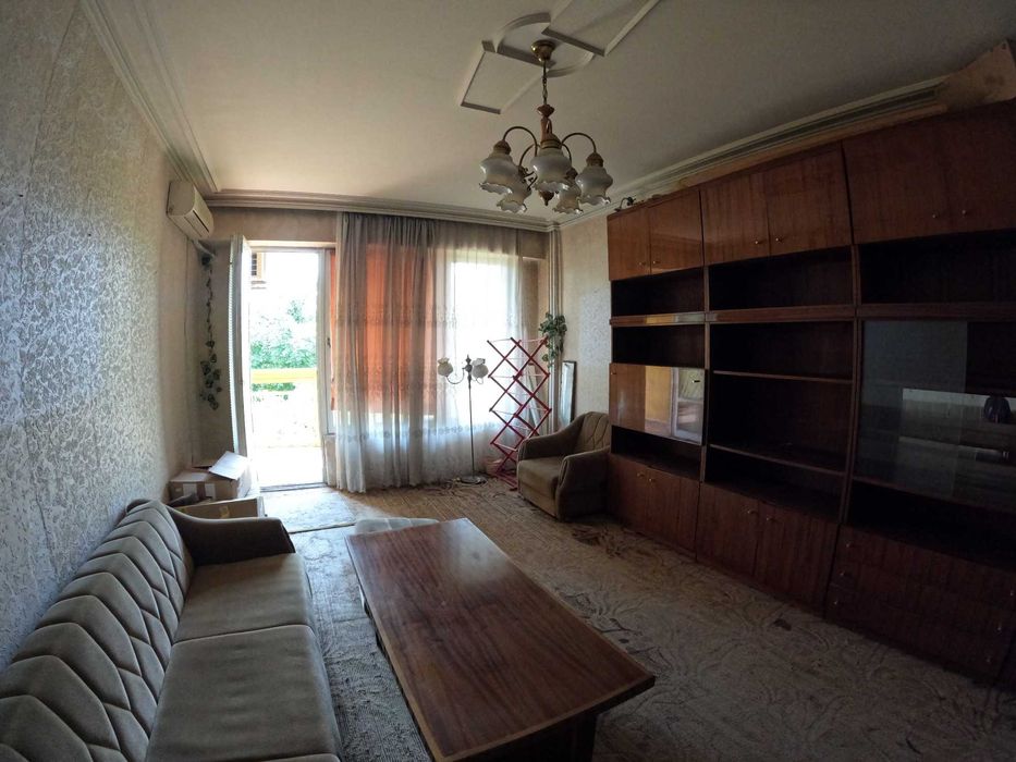 Продава се Двустаен апартамент в Хасково, Любен Каравелов - 81 кв.м за 819 €/кв.м - Снимка #1