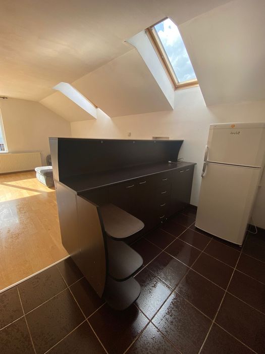 De închiriat apartament 48 mp, etaj II/M, zona Schit