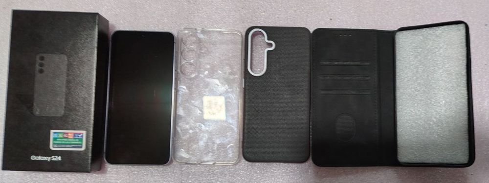 Продаю флагман Samsung Galaxy S24 в классическом цвете Onyx Black