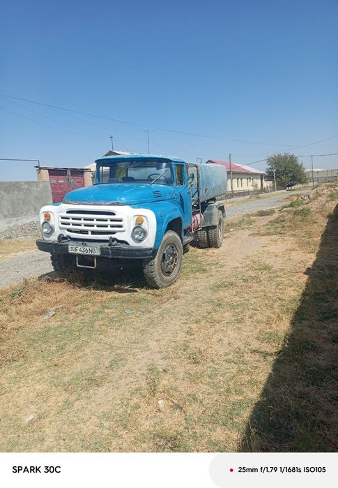 ЗИЛ водавоз сотилади 1991  8 тонна