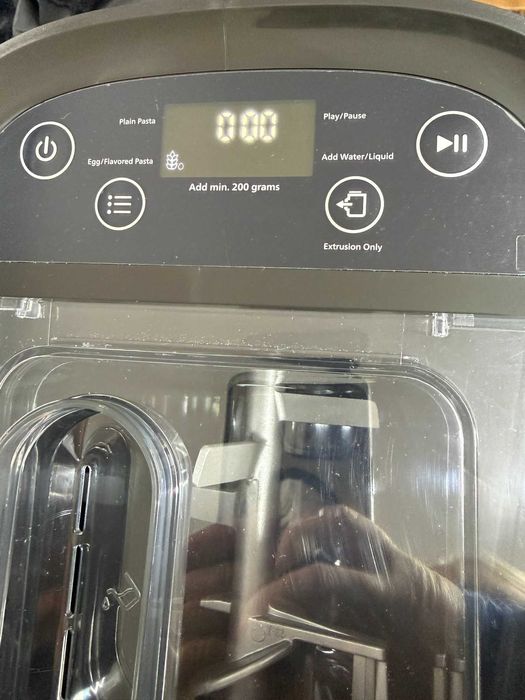 (RESIGILAT) Aparat de facut paste Philips 7000 series