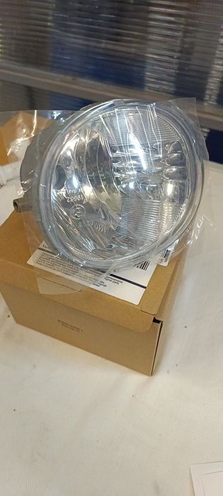 Toyota rav4 десен халоген