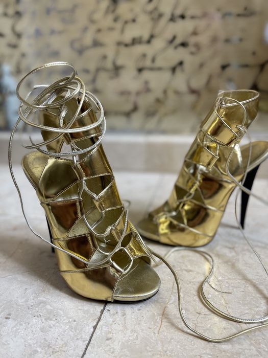 Sandale aurii Giuseppe Zanotti