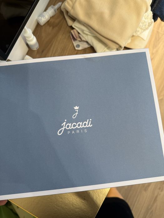 Продам комлект Jacadi