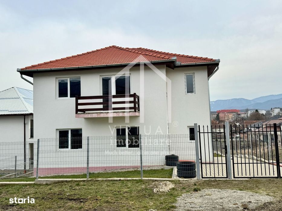 Casa individuala cu 7 camere, teren 727mp, intabulata, Cisnadie.