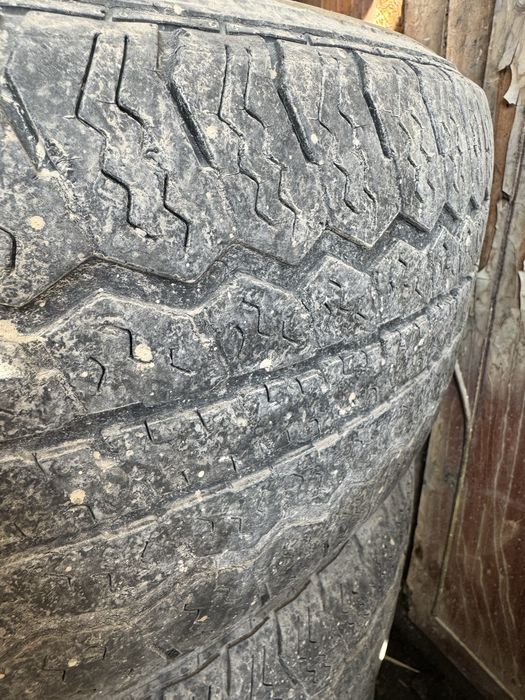 Диски с шинами на Прадо