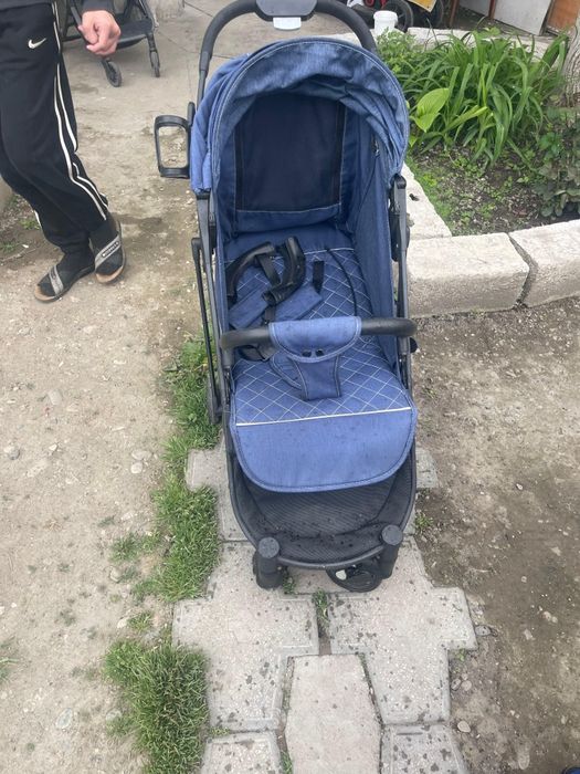 Коляска срочно сатылады