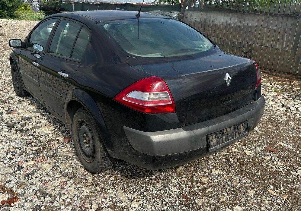 Dezmembrez Megane 2 facelift si nonfacelift