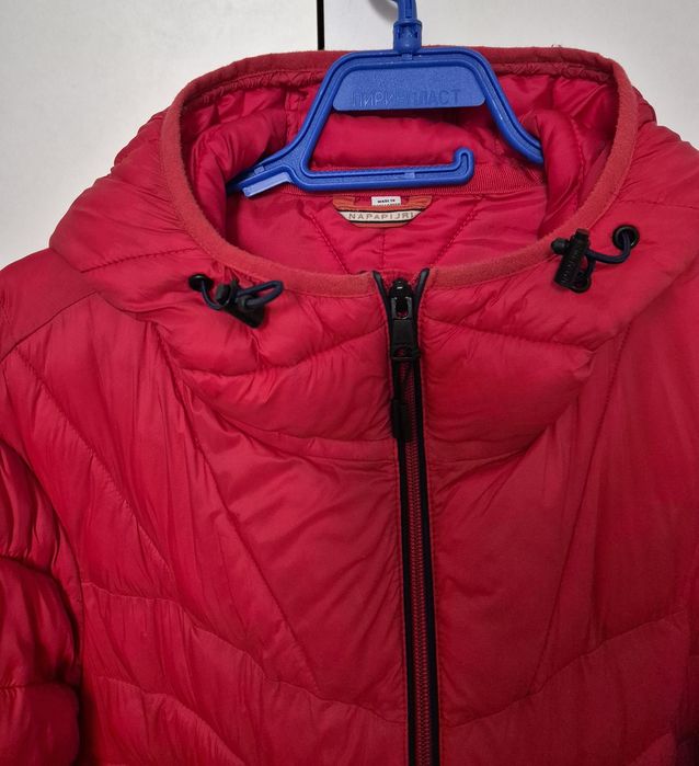 НАМАЛЕНИЕ! Оригинално мъжко зимно яке Napapijri - Размер Л - Червено