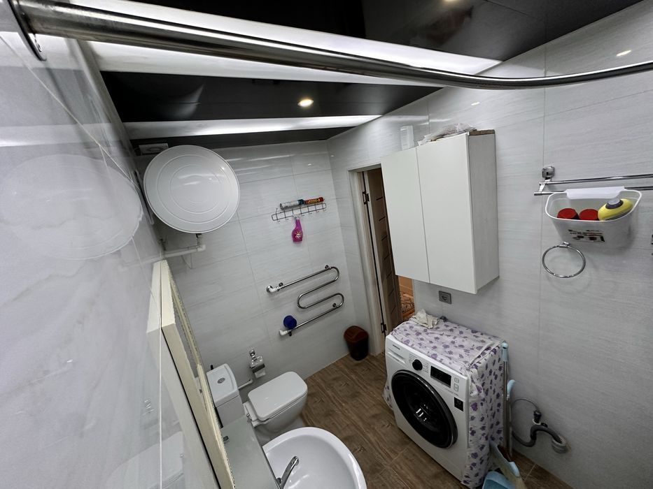 Аренда Квартира Город Навои 2 этаж 2ком. 85кв