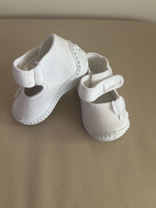 Бебешки пантофки