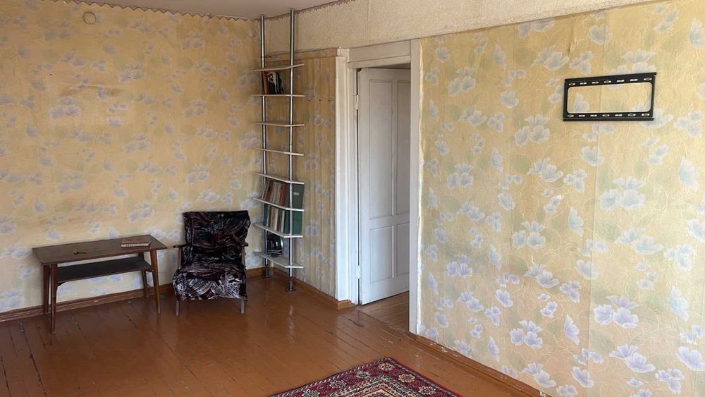 2-комнатная, центр, 3 этаж