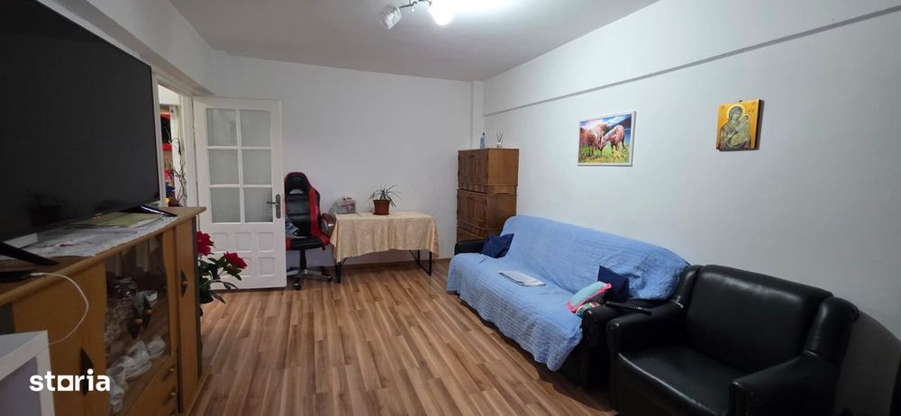 Apartament 3 camere decomandat-Orizont-Letea