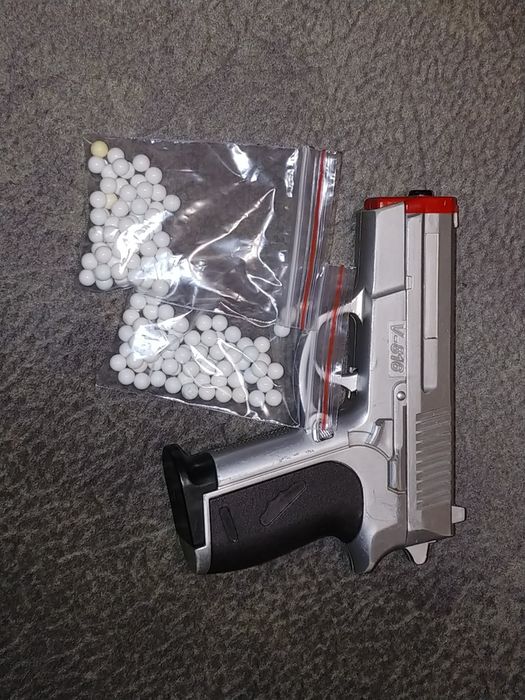 P1ST0L  cu bile tip A1RS0FT